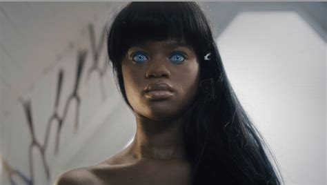 Naked Melodie Wakivuamina in I Am